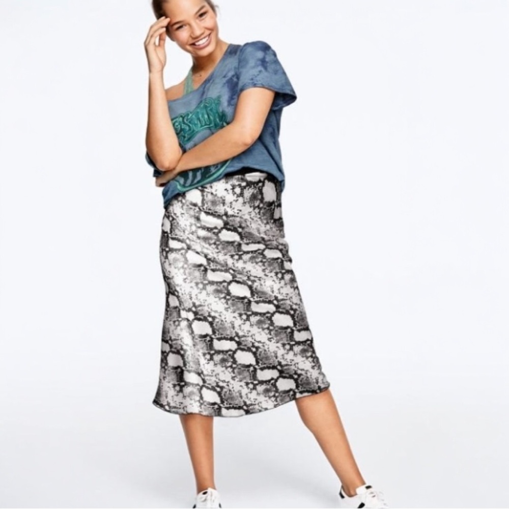 NWT Knit Riot by Pink Snake Print Satin Skirt